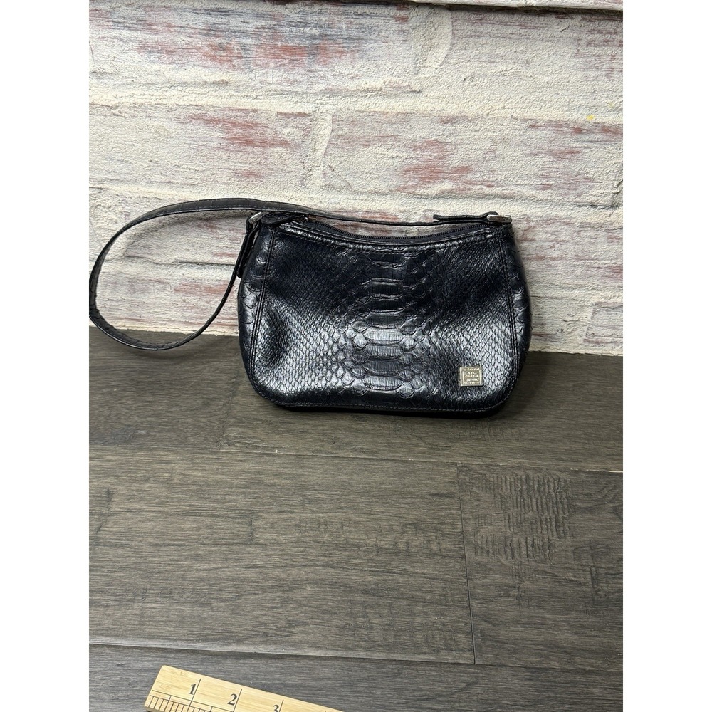 Liz Claiborne Vintage Small‎ Black Faux Leather Handbag  Shoulder Bag Purse